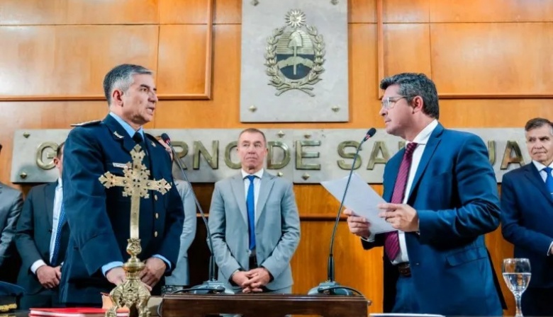 Orrego desplazó a Lirola y Nestor Álvarez asumió como nuevo jefe de la Policía