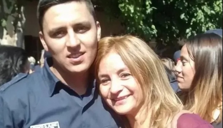Un policía, hijo de la titular de UDAP, irá a juicio por golpear a una mujer