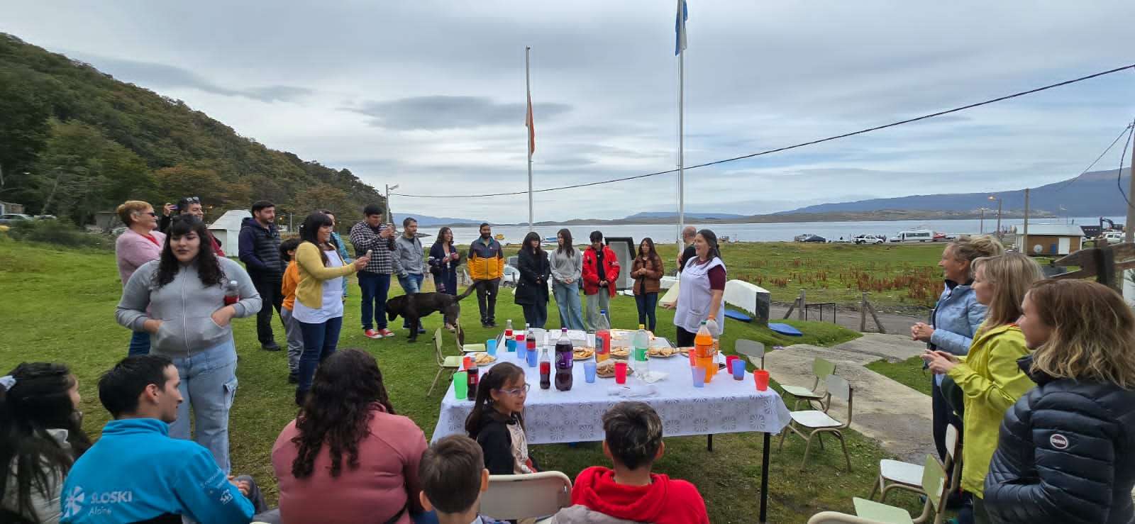 Emotivo festejo por el primer aniversario de la Escuela 44 «Héroes del ARA San Juan»