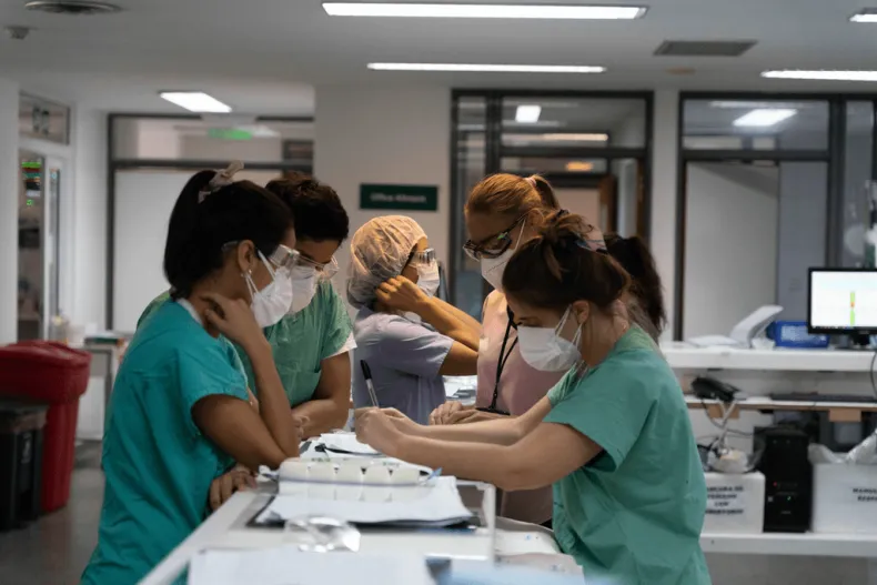 Los residentes de la salud de San Juan recibirán el bono de fin de año que otorga el Gobierno