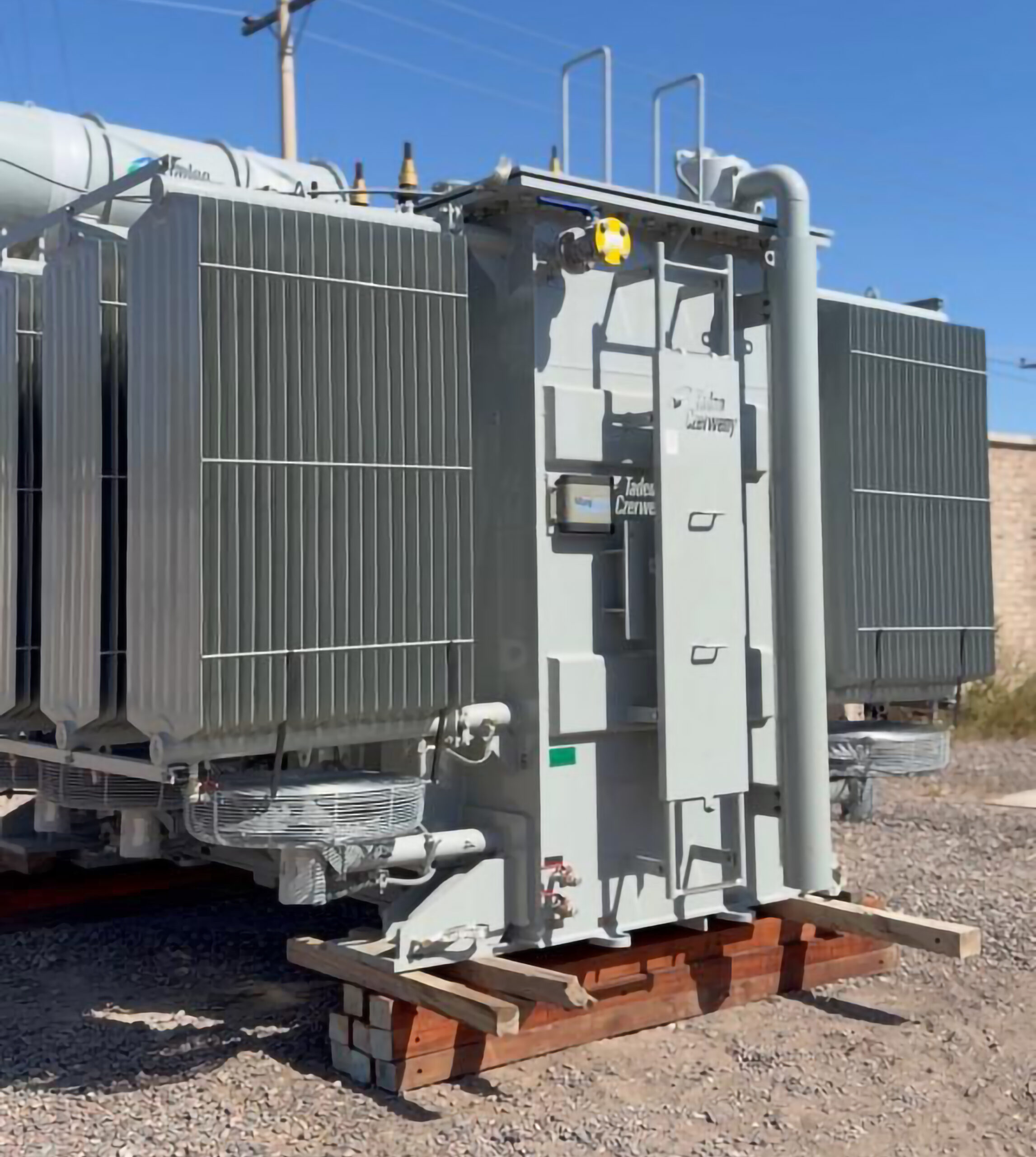 Naturgy San Juan adquirió nuevo equipamiento para la repotenciación de la red de energía eléctrica