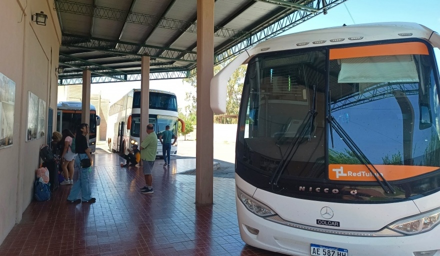 El boleto de colectivo podría aumentar en San Juan tras la actualización salarial de los choferes