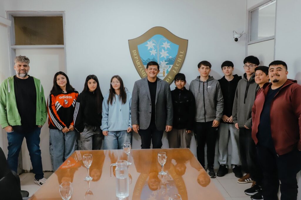 El intendente recibió a jugadores del JBC que serán parte de las selecciones de San Juan y Argentina