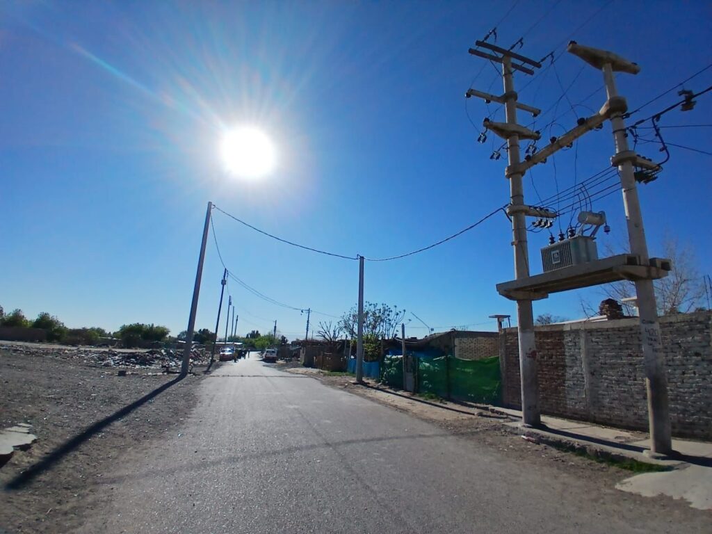 Naturgy normalizó el servicio eléctrico en un barrio de Capital y 60 familias accederán a una red segura
