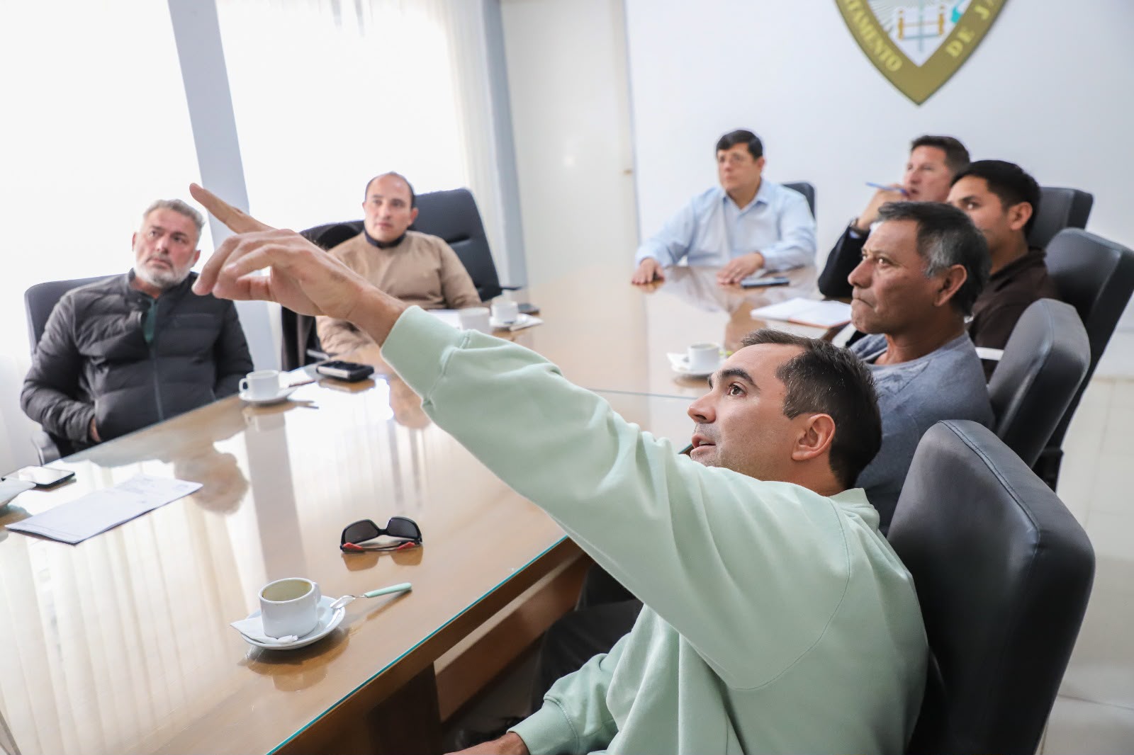 Espejo reunió a empresas de áridos para reforzar la prevención ante posibles crecidas del río Jáchal