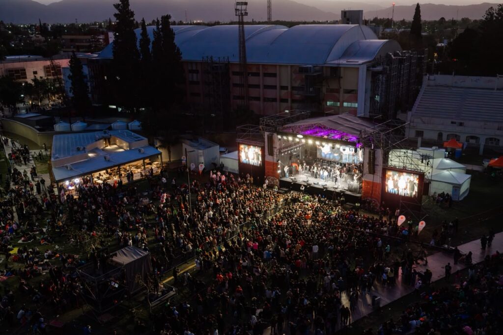 Más de 30.000 sanjuaninos celebraron la primavera en el Festi Joven del Parque de Mayo