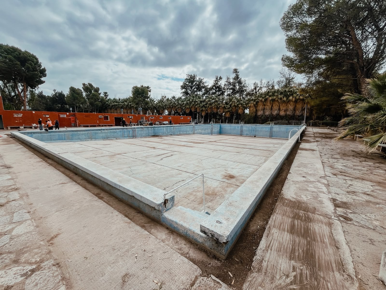 El intendente Espejo anunció la recuperación integral de la pileta municipal del Camping El Vivero