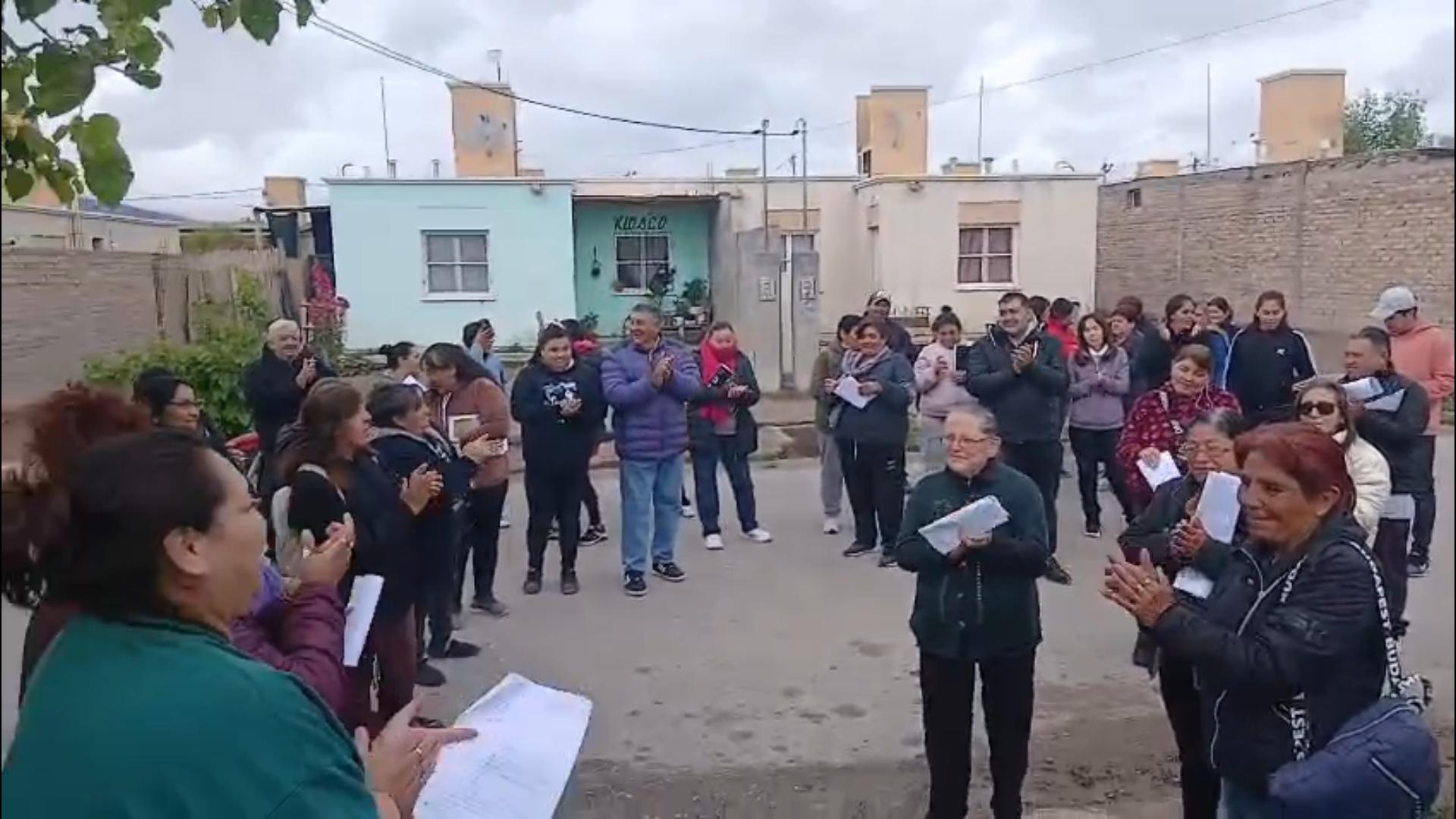 Tras los reclamos de los vecinos, el IPV convoca a los adjudicatarios del Barrio 17 de Octubre para este viernes