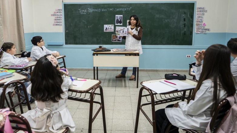 Unos 2.500 docentes podrán inscribirse para titularizar cargos y horas cátedra